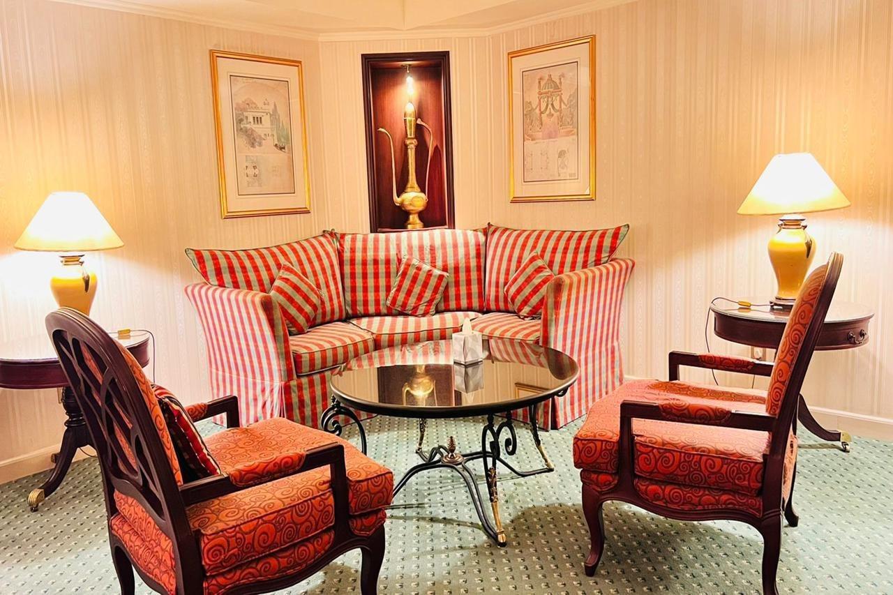 The Bristol By Royal Orchid Management Дубай